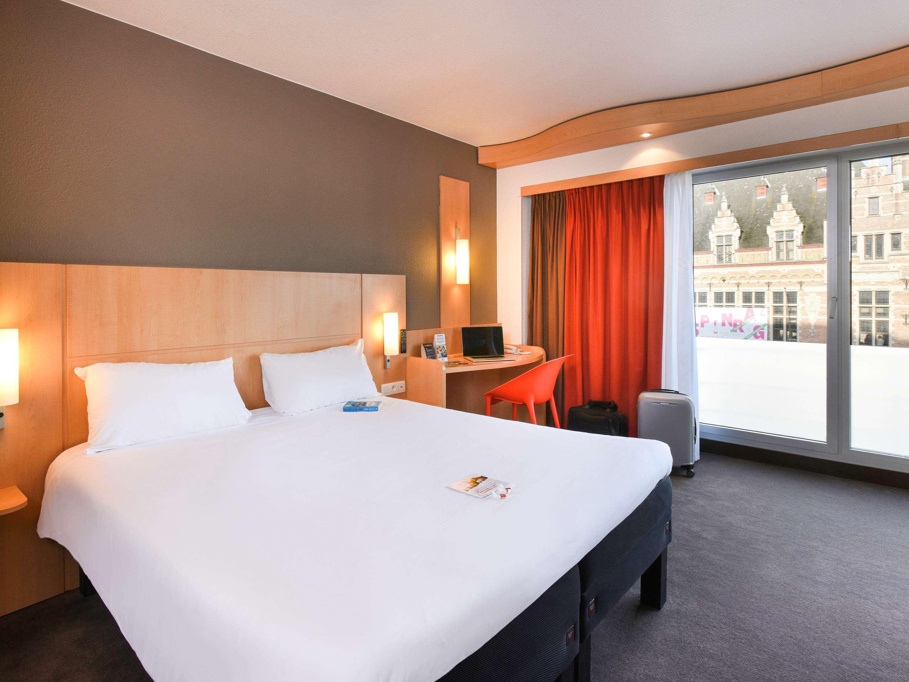 Ibis Kortrijk Centrum Εξωτερικό φωτογραφία