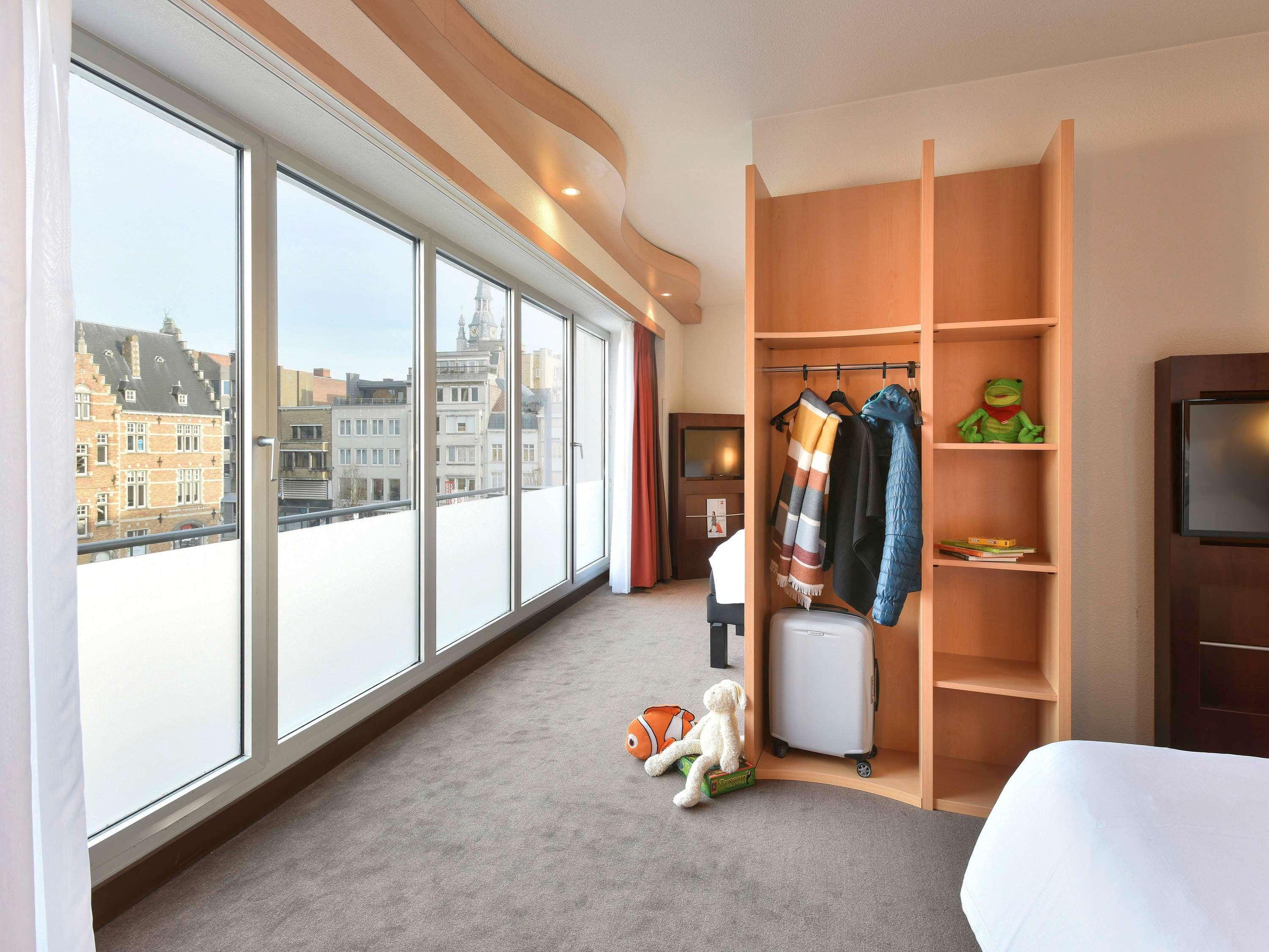 Ibis Kortrijk Centrum Εξωτερικό φωτογραφία