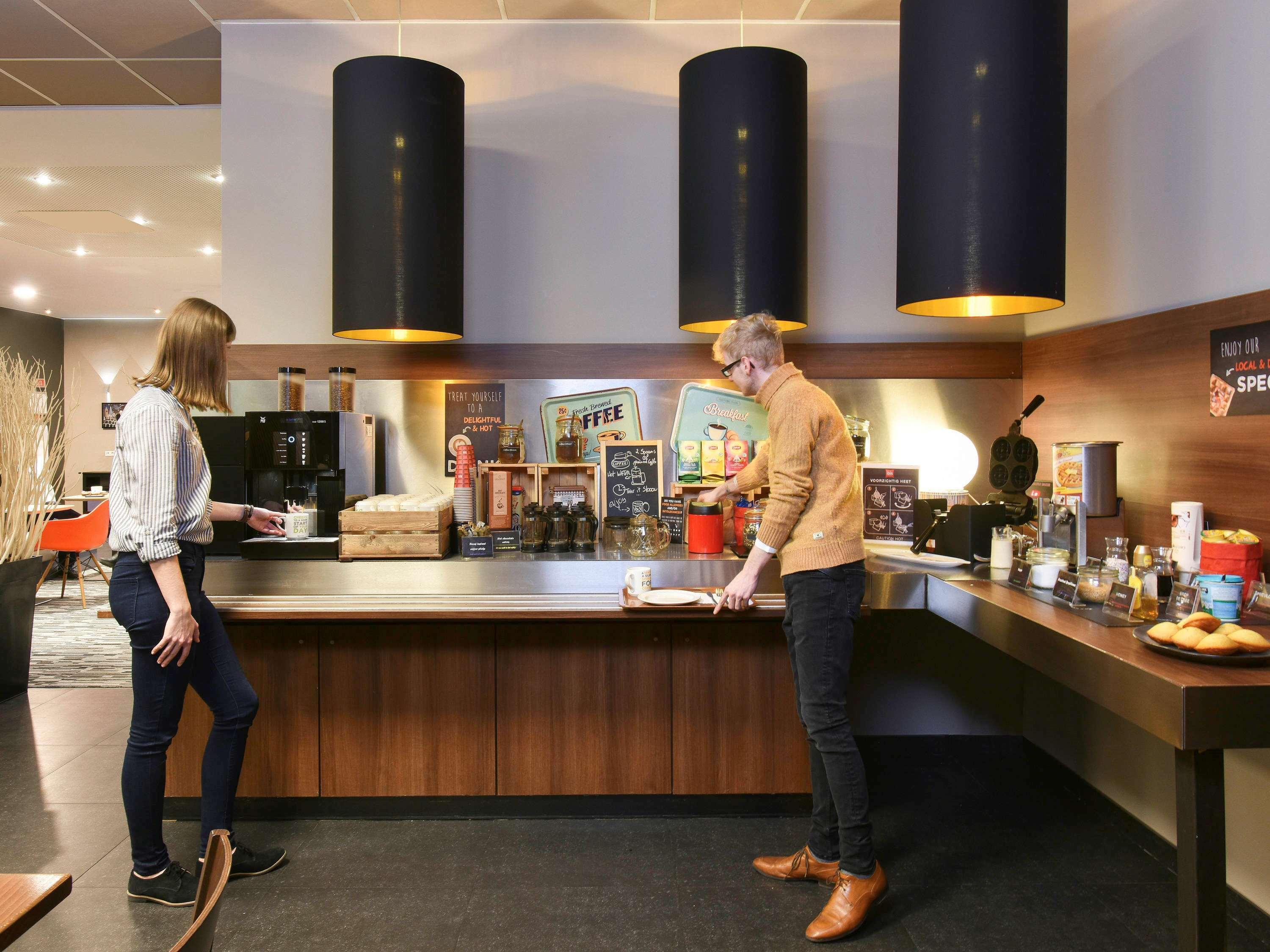 Ibis Kortrijk Centrum Εξωτερικό φωτογραφία
