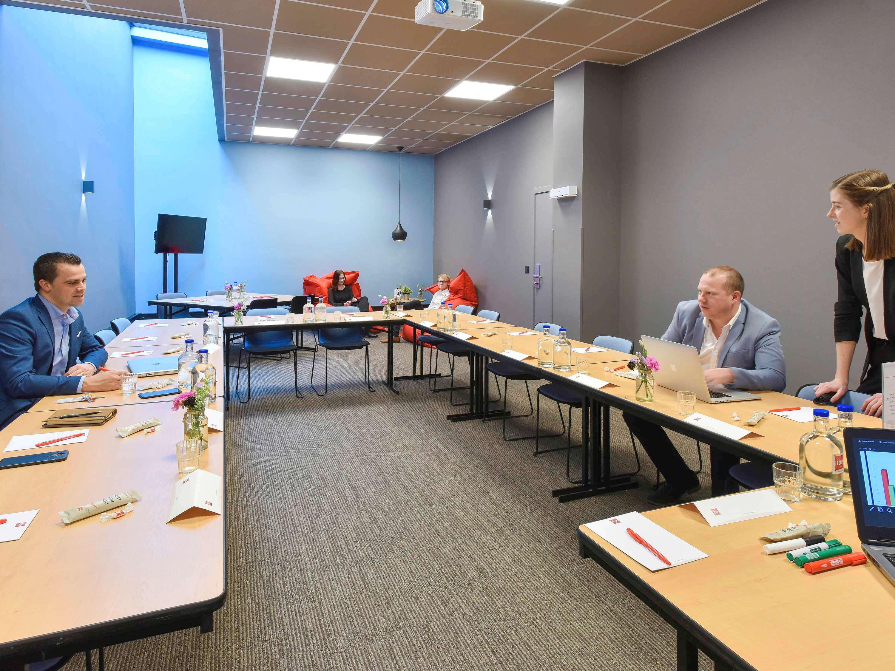 Ibis Kortrijk Centrum Εξωτερικό φωτογραφία