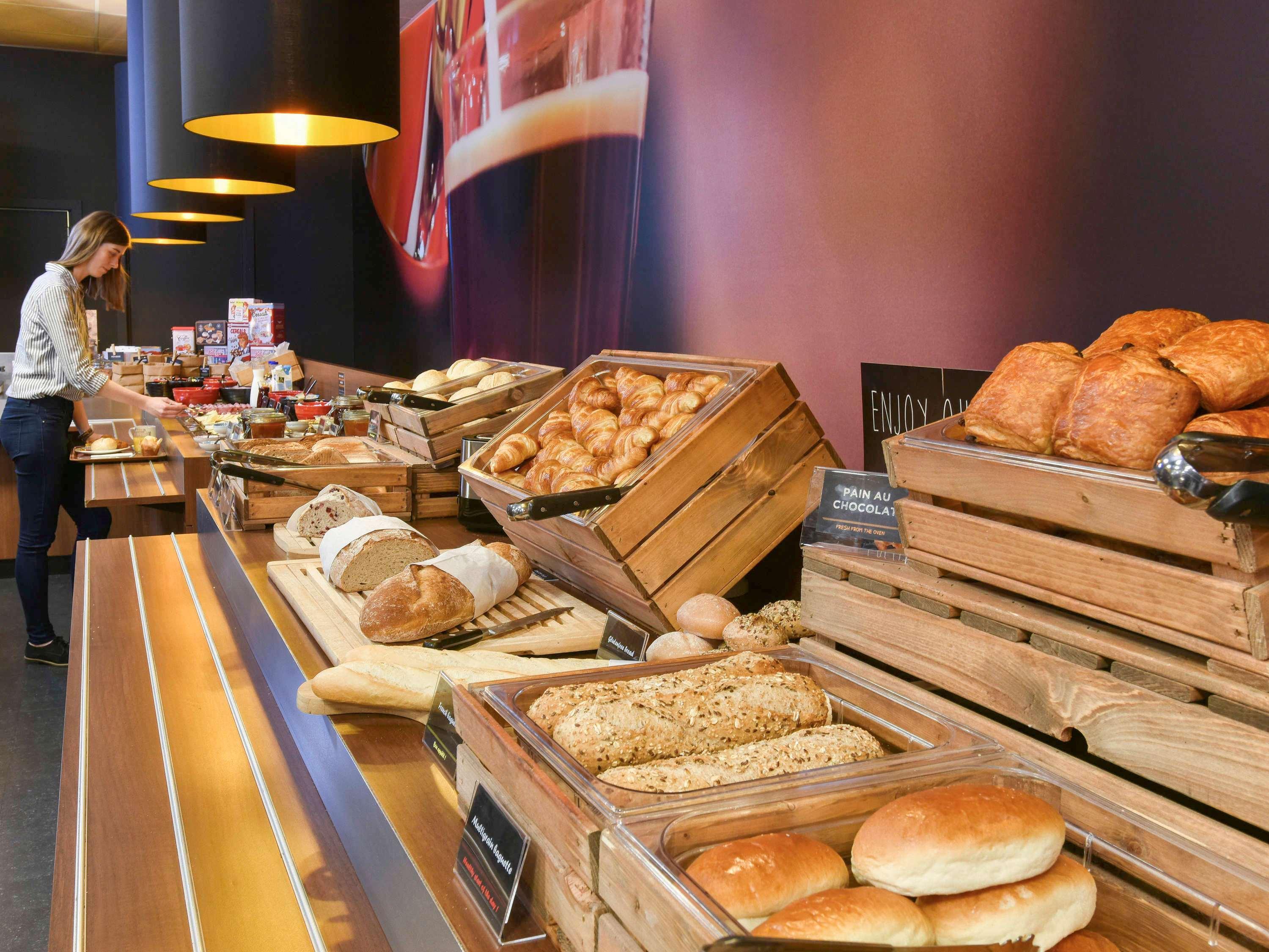 Ibis Kortrijk Centrum Εξωτερικό φωτογραφία
