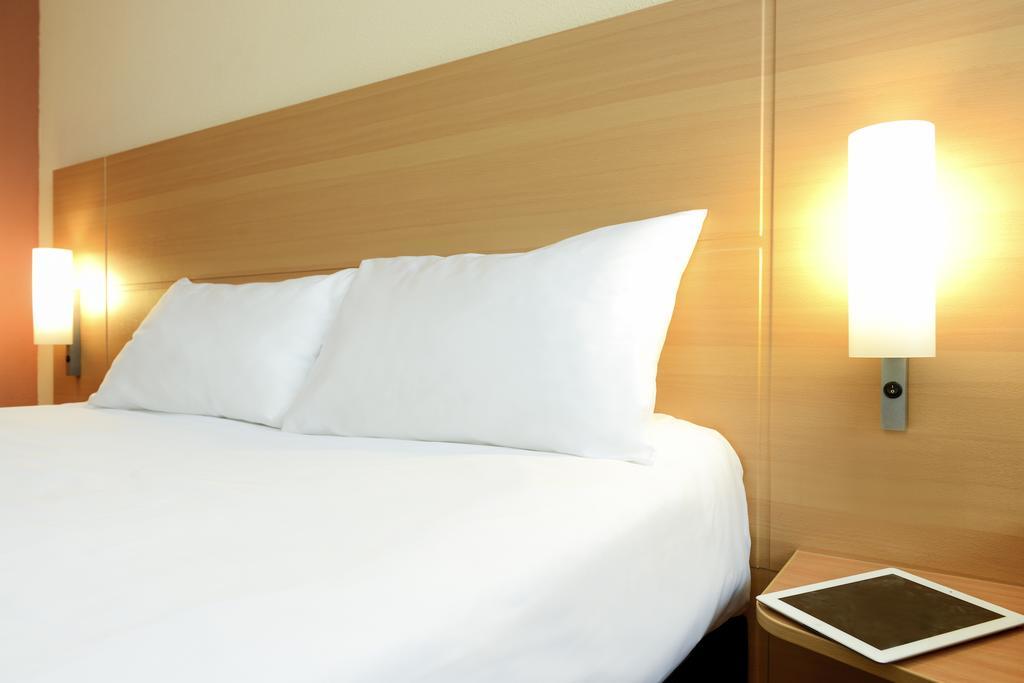 Ibis Kortrijk Centrum Εξωτερικό φωτογραφία