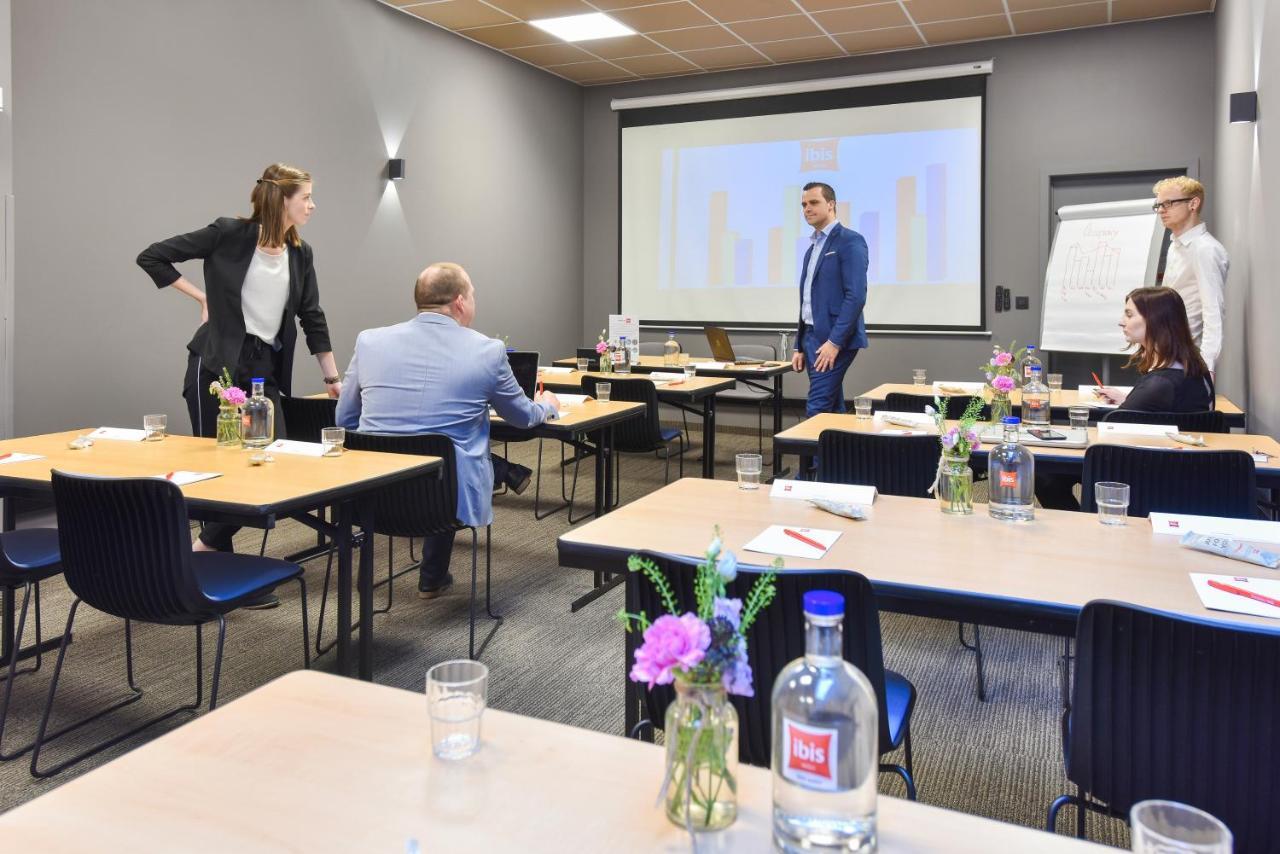 Ibis Kortrijk Centrum Εξωτερικό φωτογραφία